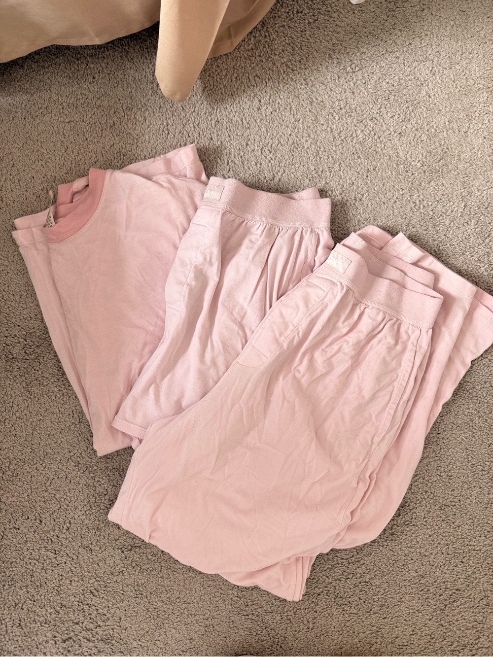 Pink SKIMS pj set!